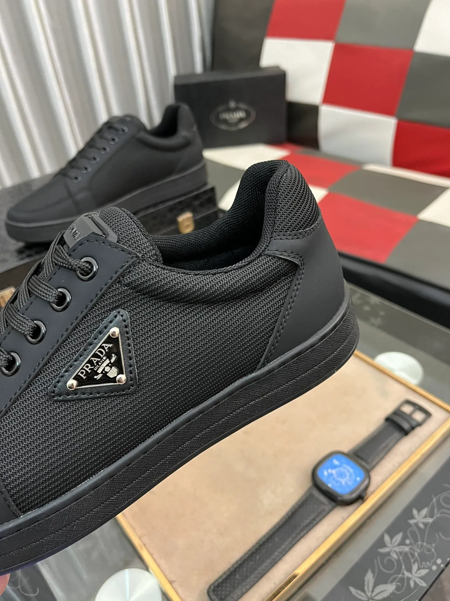Men's shoes 💰420⌚️⌚️【PRADA】Prada - High-end quality casual sports shoes - Upper: calf leather shoe body with branded metal fasteners, - Inner lining: breathable leather lining - Outsole: ultra-light TPU foam·rubber; molded outsole -Super high quality control·Fine workmanship: highlighted (high-end·luxury·grade) -Size: 38-443️⃣Colors available